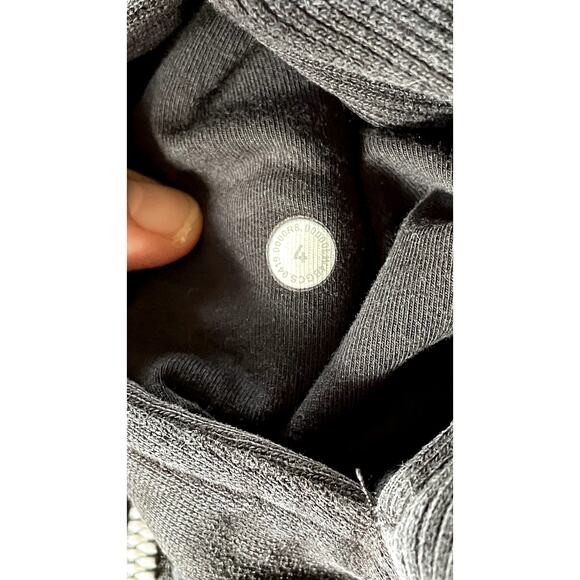 Lululemon Black Full-Zip Ribbed Panel Athletic Jacket Size 4 - Picture 6 of 7